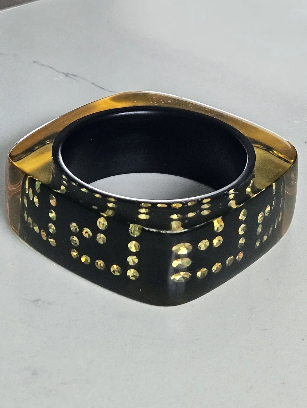 Rare Vintage Luxury Designer Black Yellow Greek Key Lucite Bangle Bracelet - Picture 2 of 14